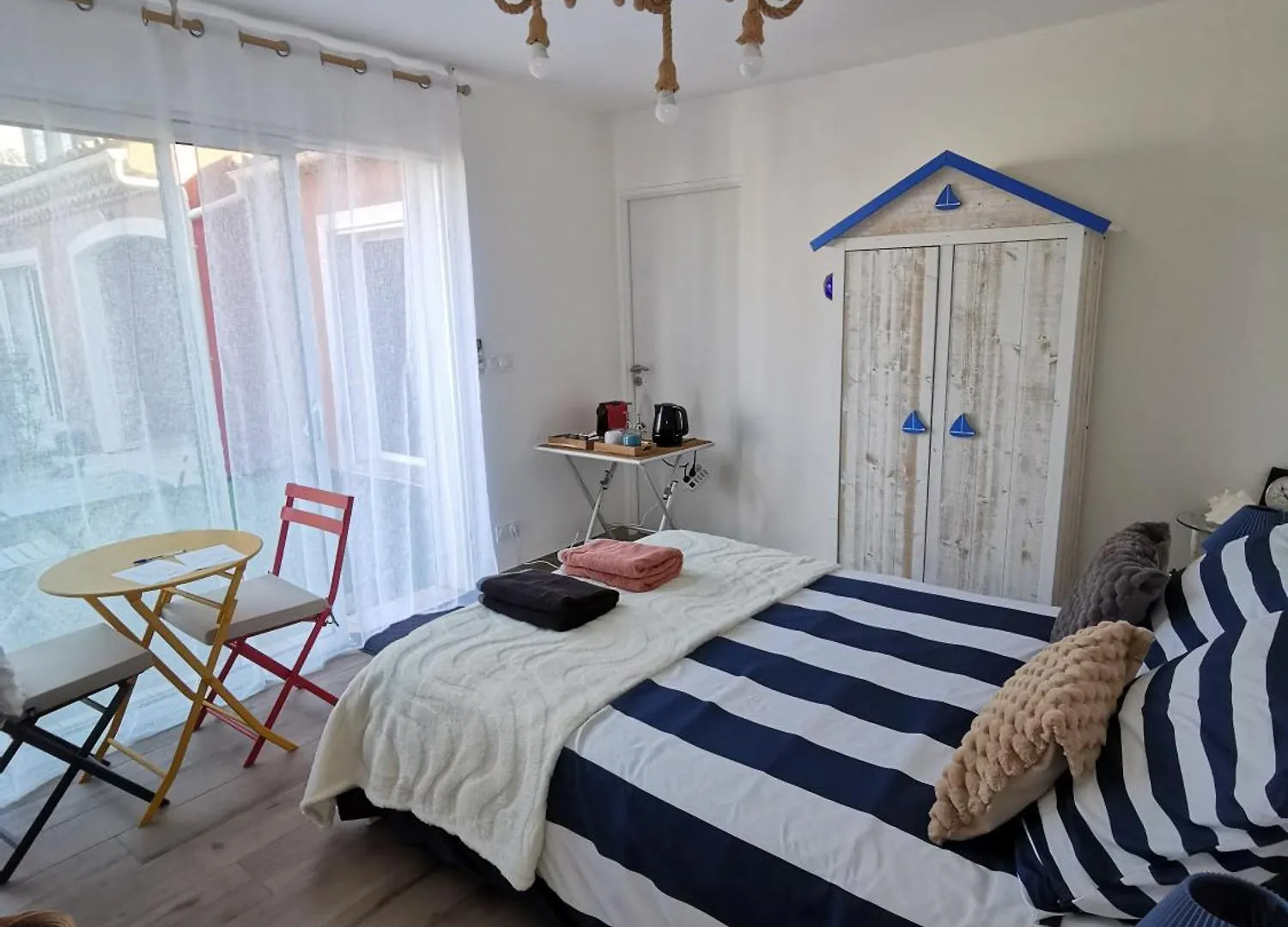Chambre Cabanon 勒卡内代莫尔 住宿加早餐酒店